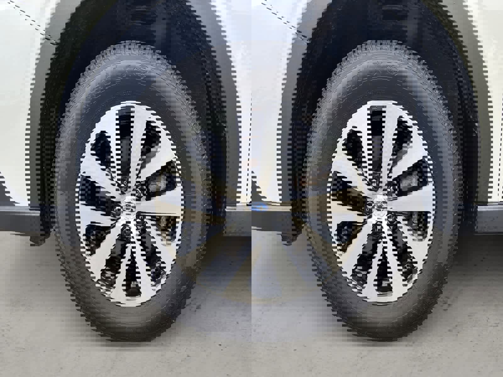 Used 2022 Subaru Outback Premium image 10