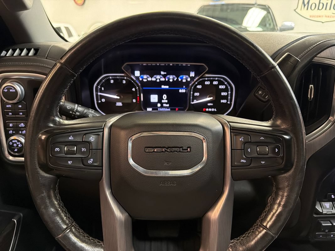 Used 2020 GMC Sierra 3500 Denali w/ Denali Ultimate Package AWD/4WD image 17