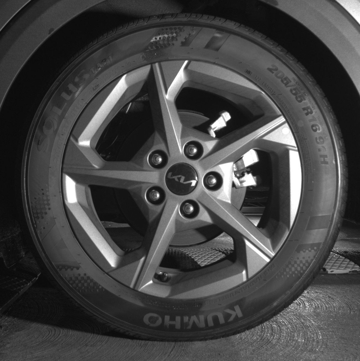 Used 2025 Kia K4 LXS image 14