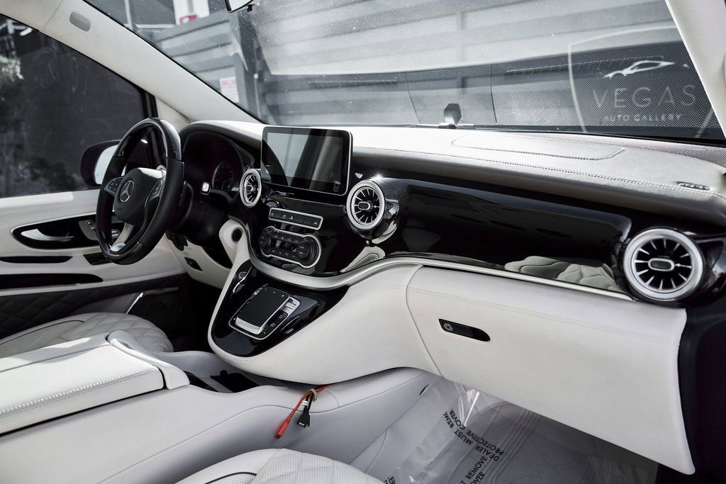 Used 2021 Mercedes-Benz Metris Passenger w/ Premium Safety Package image 46