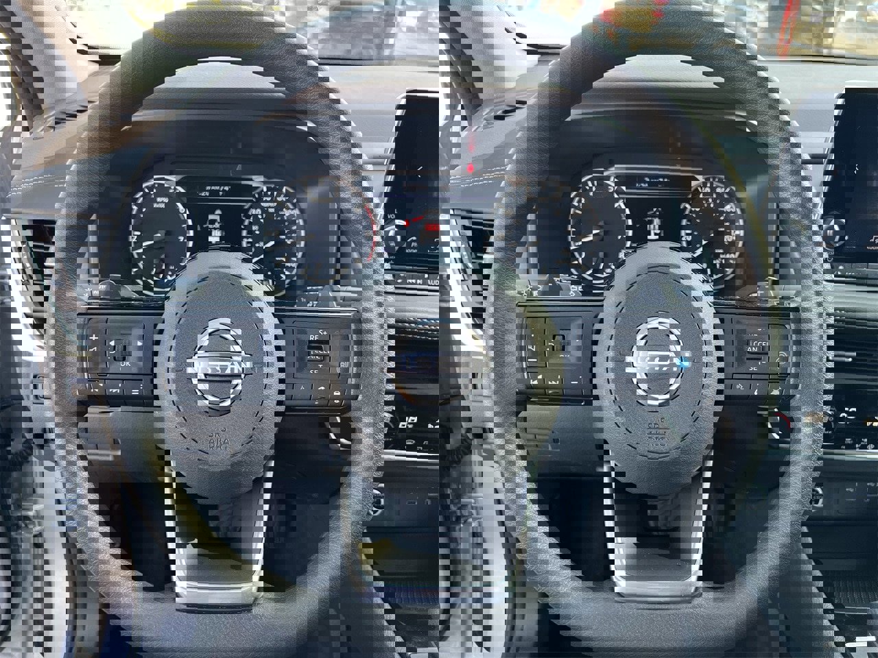 Certified 2023 Nissan Rogue SV image 10