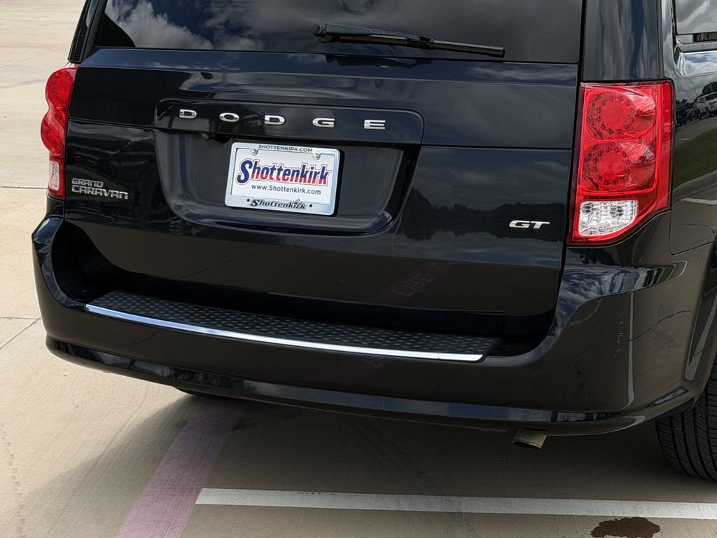 Used 2020 Dodge Grand Caravan GT FWD image 6