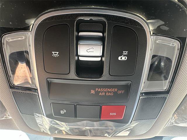 New 2025 Hyundai Sonata Limited image 29