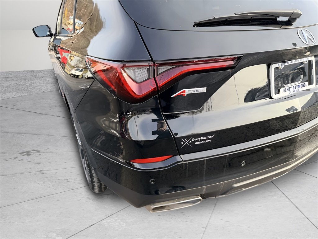 Used 2023 Acura MDX A-Spec image 8