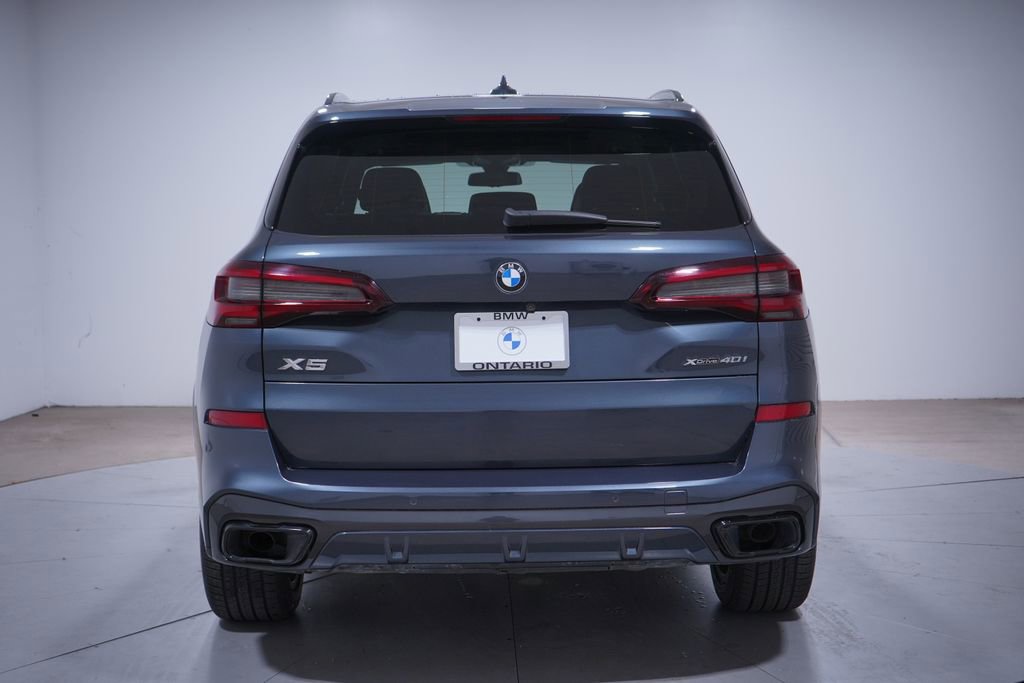 Used 2022 BMW X5 xDrive40i w/ M Sport Package image 5