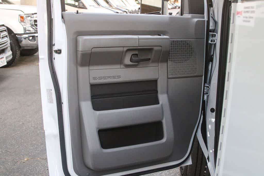 New 2026 Ford E-350 and Econoline 350 Super Duty w/ Power Equipment Group image 24