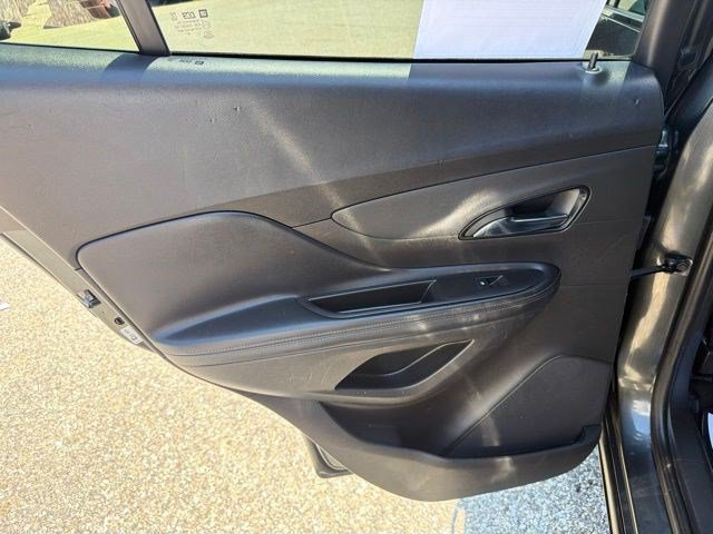 Used 2018 Buick Encore Preferred FWD image 14
