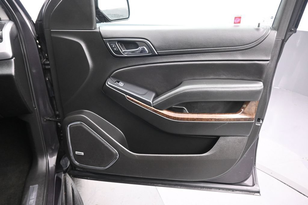 Used 2018 Chevrolet Suburban LT AWD/4WD image 50