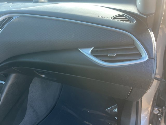 Used 2023 Chevrolet Malibu LT image 55