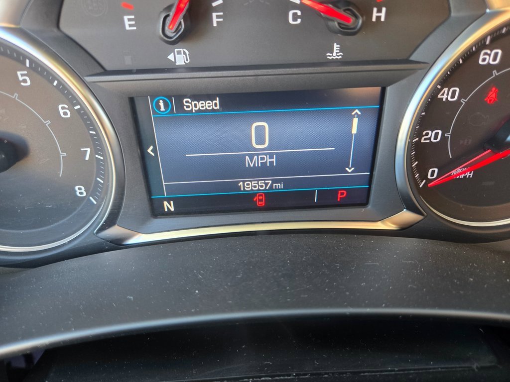 Used 2024 GMC Terrain SLE image 11