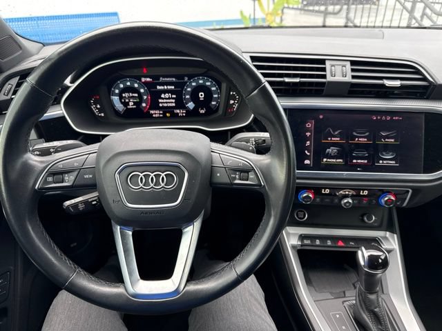Used 2022 Audi Q3 2.0T Premium Plus w/ Premium Plus Package AWD/4WD image 7