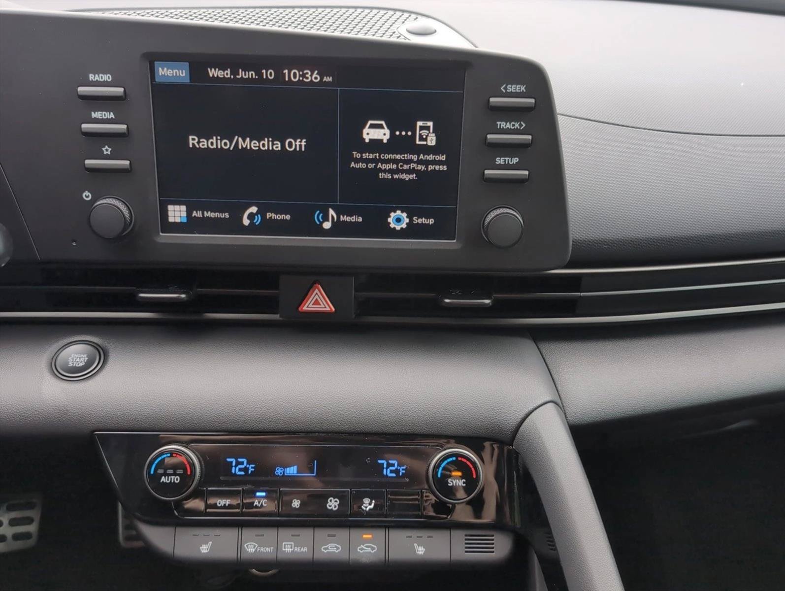 New 2026 Hyundai Elantra SEL Sport FWD image 14