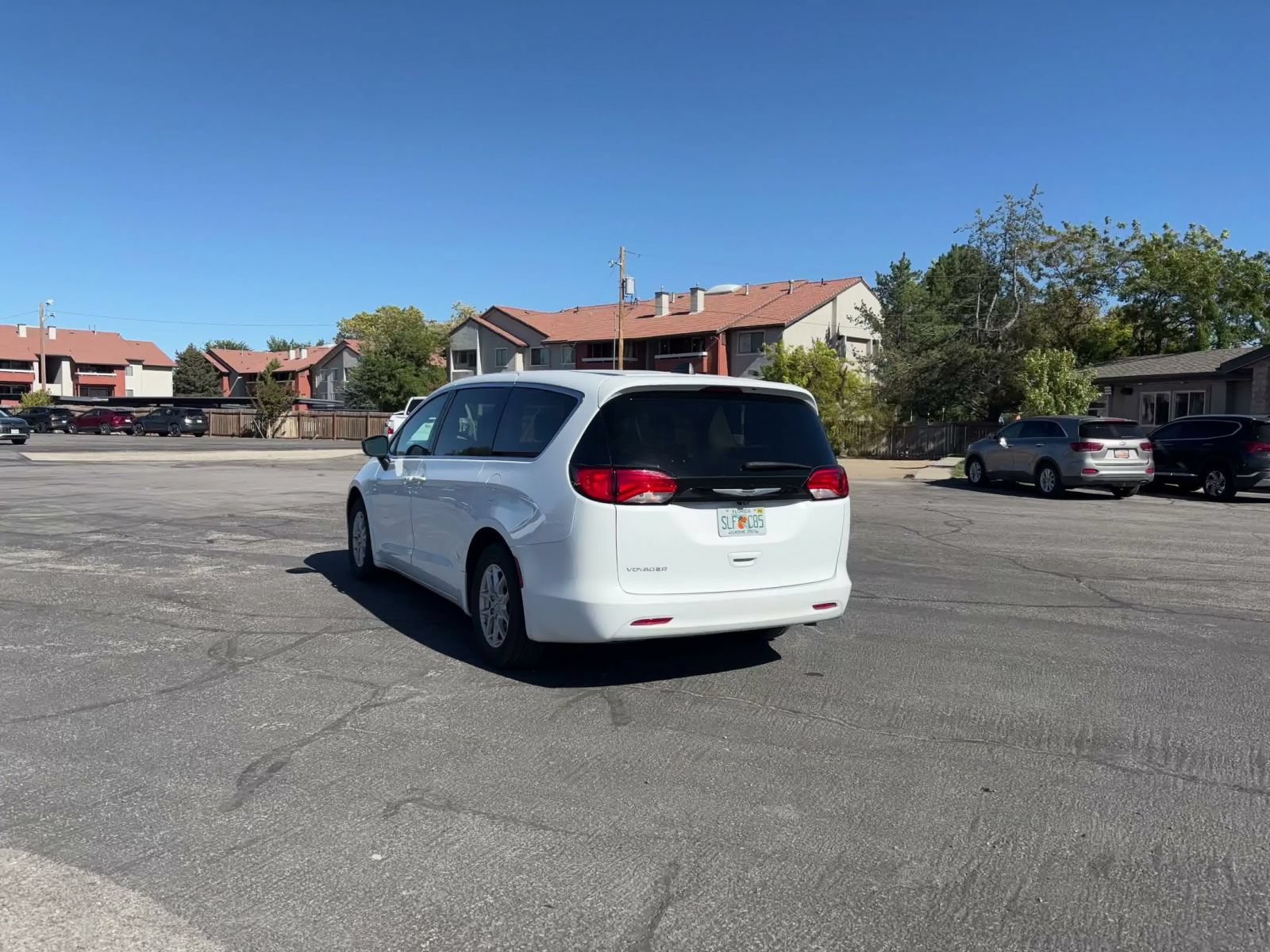 Used 2024 Chrysler Voyager LX FWD image 10