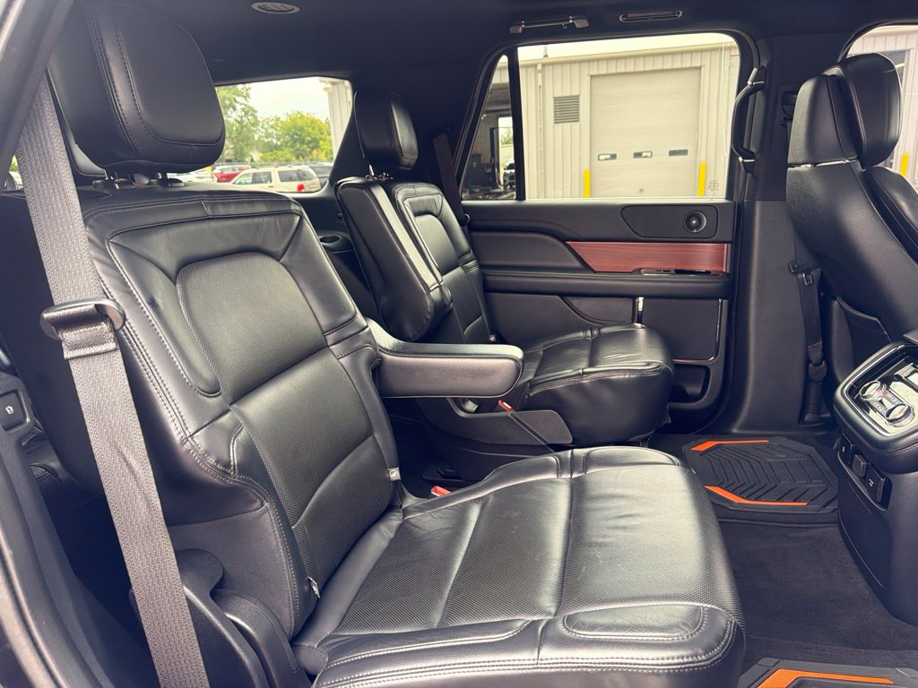 Used 2021 Lincoln Navigator Reserve AWD/4WD image 50