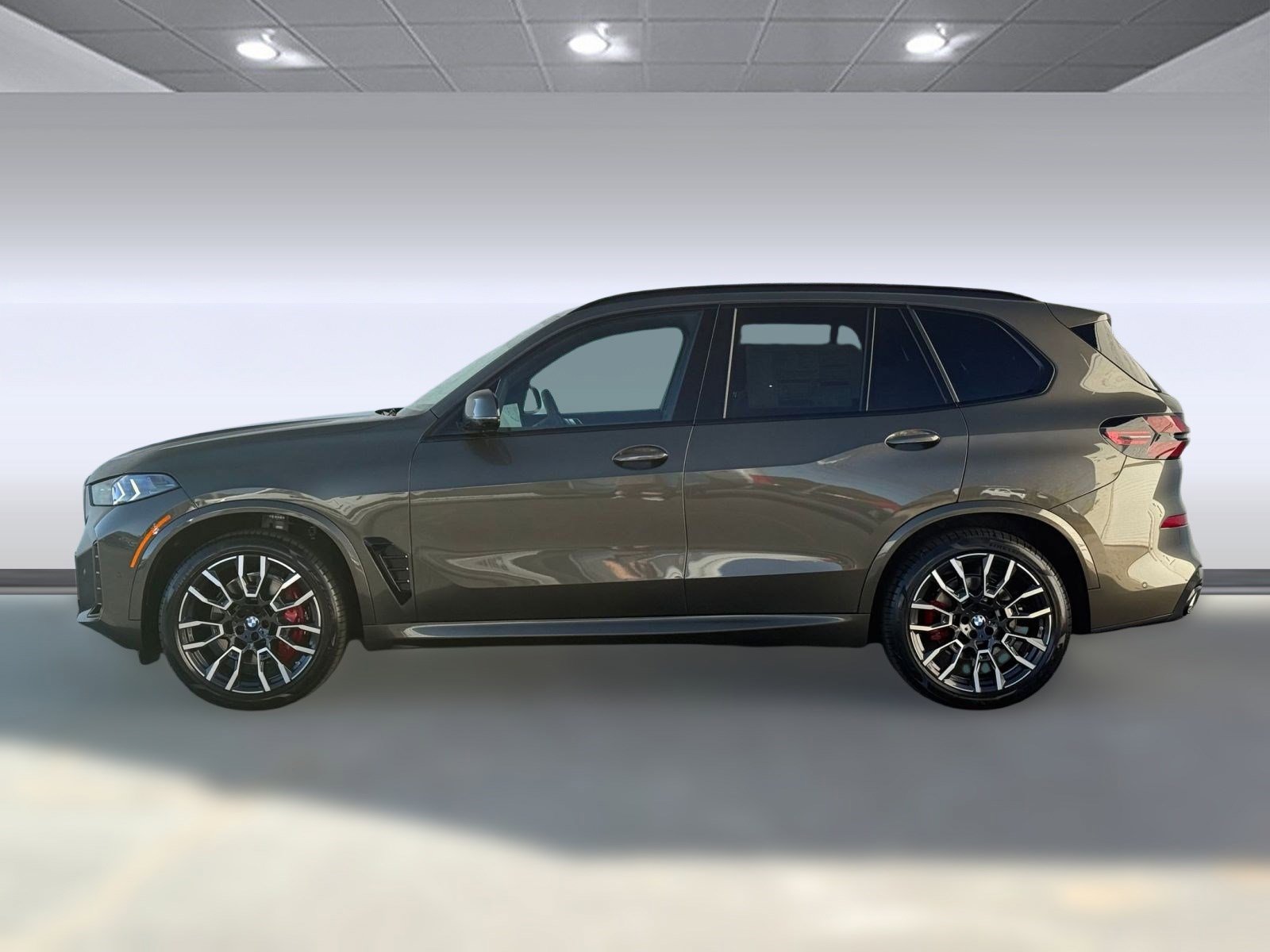 New 2026 BMW X5 xDrive40i w/ M Sport Package image 2