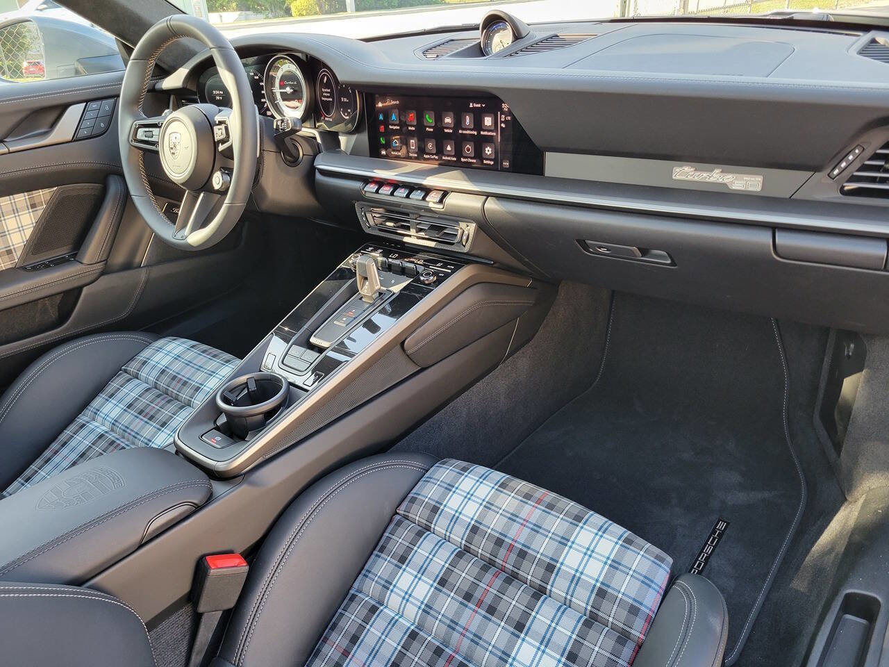 Used 2025 Porsche 911 Turbo S image 25