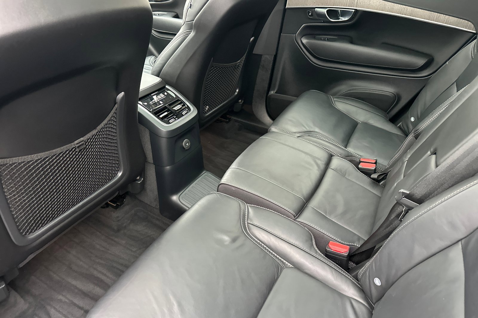 Certified 2023 Volvo XC90 T8 Ultimate image 5