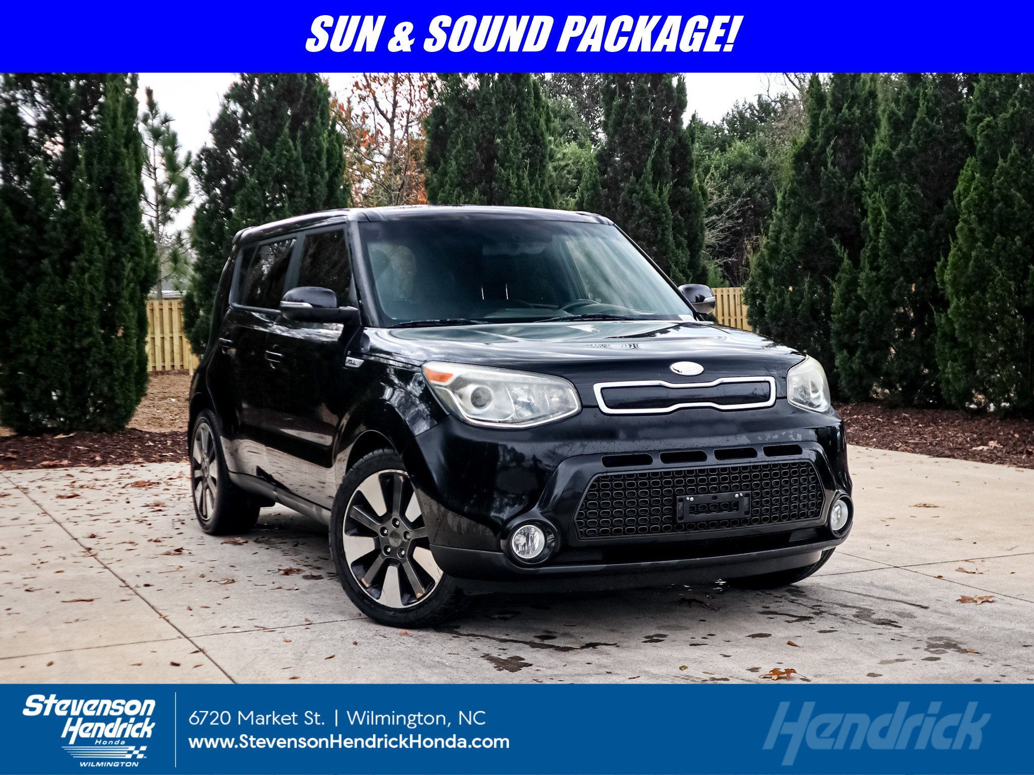 Used 2014 Kia Soul ! w/ Sun & Sound Package image 1