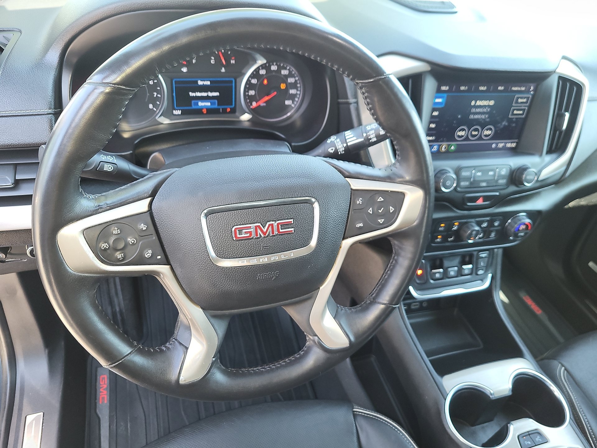Certified 2018 GMC Terrain Denali w/ Advanced Safety Package AWD/4WD image 8