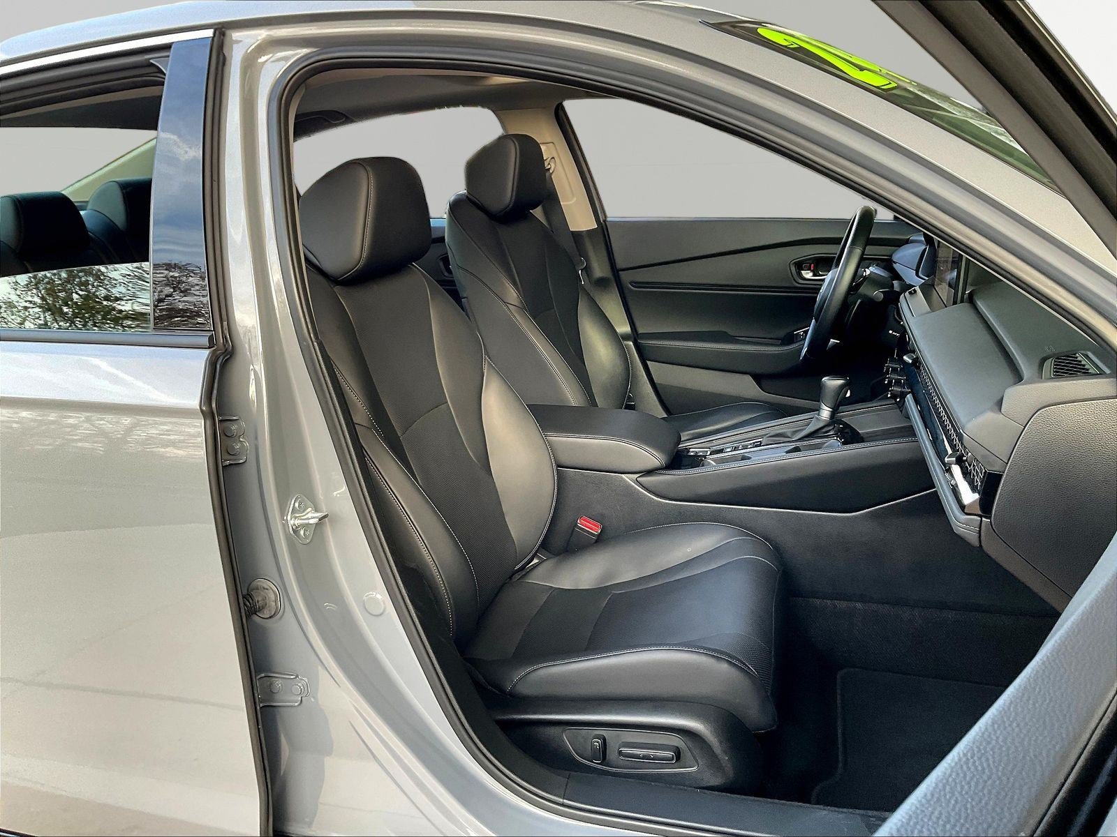 Used 2024 Honda Accord Touring image 29