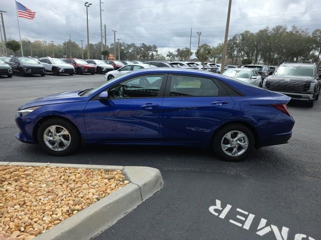 Certified 2023 Hyundai Elantra SE image 16