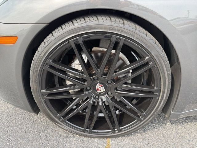 Used 2014 Porsche Panamera S RWD image 8
