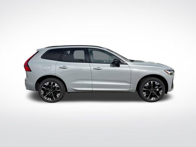 New 2026 Volvo XC60 B5 Plus w/ Protection Package Premier image 10