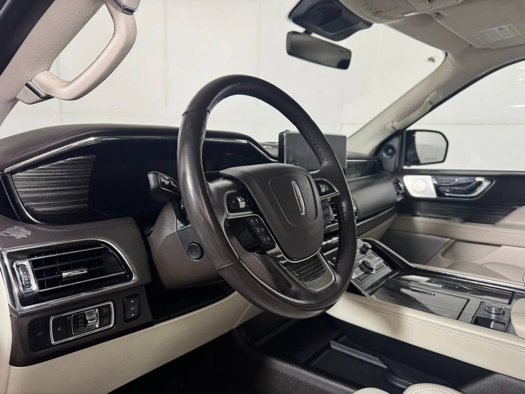 Certified 2023 Lincoln Navigator L Black Label AWD/4WD image 26