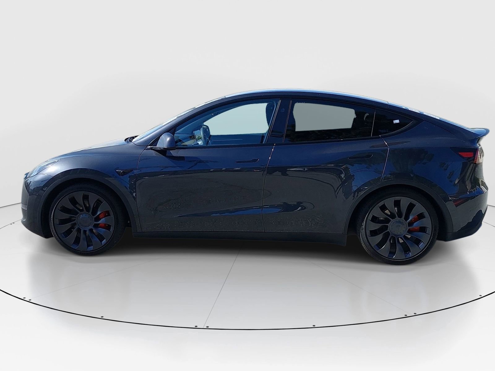 Used 2024 Tesla Model Y Performance image 4