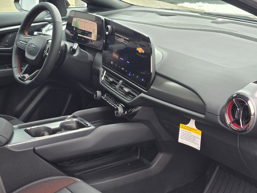 New 2026 Chevrolet Equinox EV RS image 7