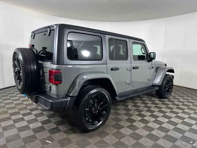 Used 2023 Jeep Wrangler Unlimited Sahara w/ Cold Weather Group image 3