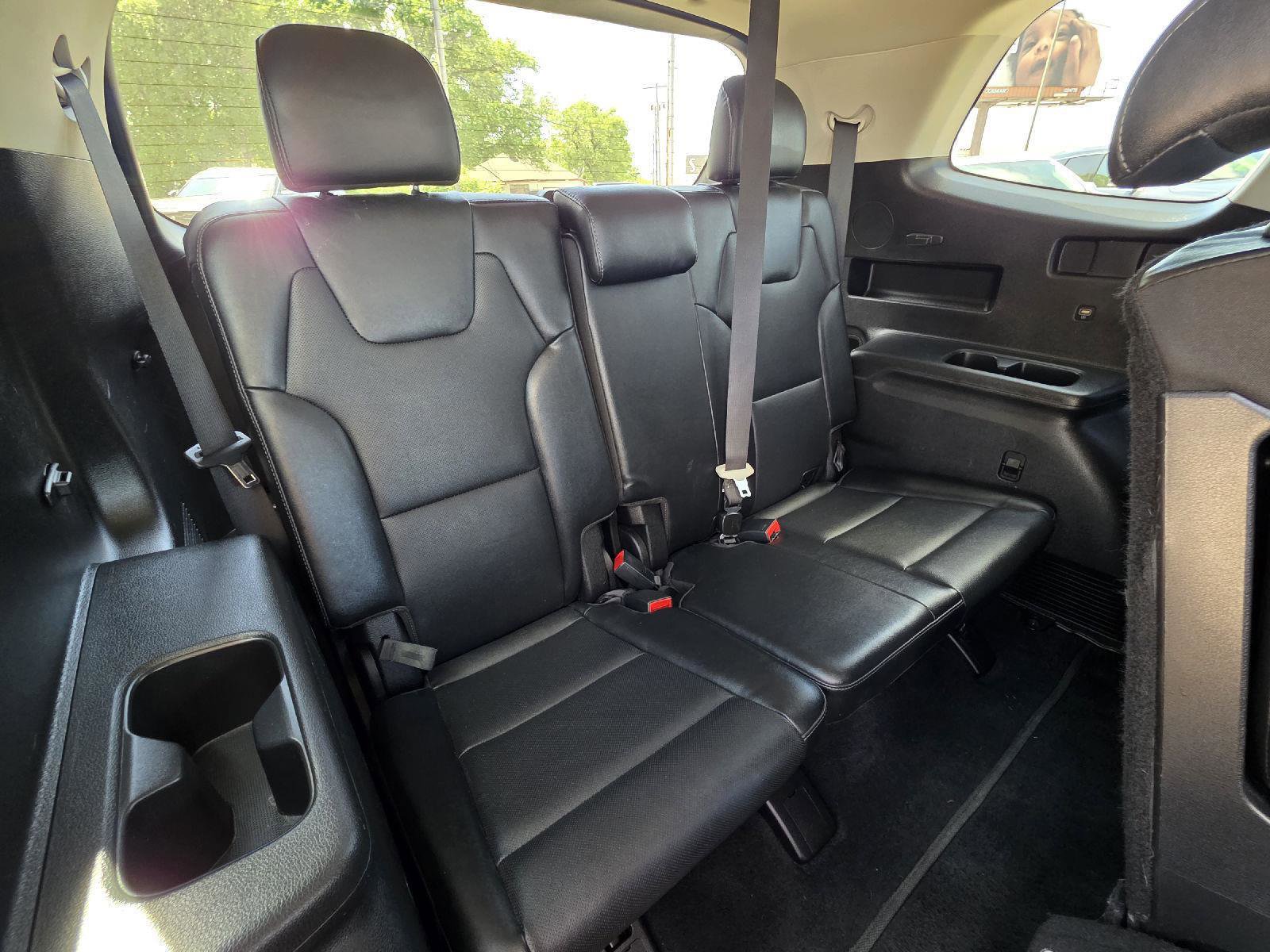 Used 2022 Kia Telluride LX FWD image 31