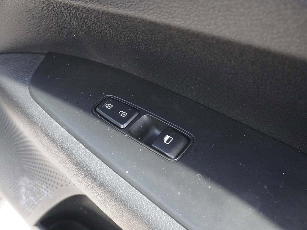 Used 2023 Kia Forte LXS w/ LXS Technology Package image 28