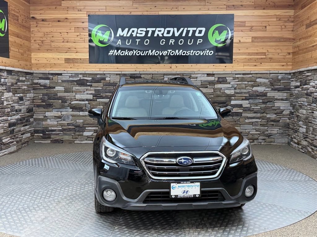 Used 2019 Subaru Outback 2.5i Limited AWD/4WD image 2