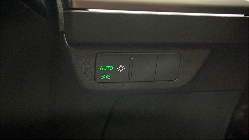 Used 2023 Audi Q4 e-tron Premium AWD/4WD image 31