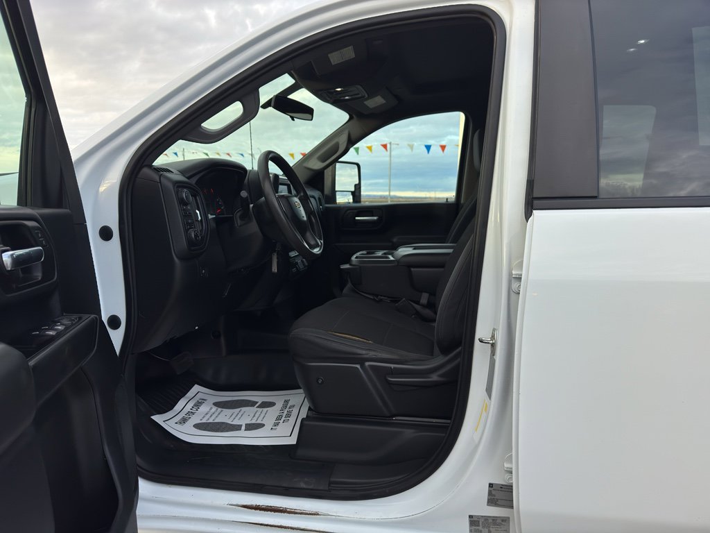 Used 2020 Chevrolet Silverado 3500 W/T w/ WT Convenience Package image 11