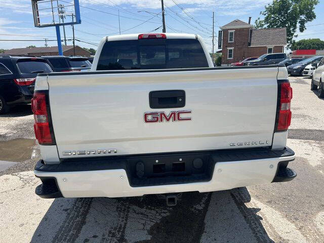 Used 2015 GMC Sierra 1500 Denali w/ Driver Alert Package AWD/4WD image 5