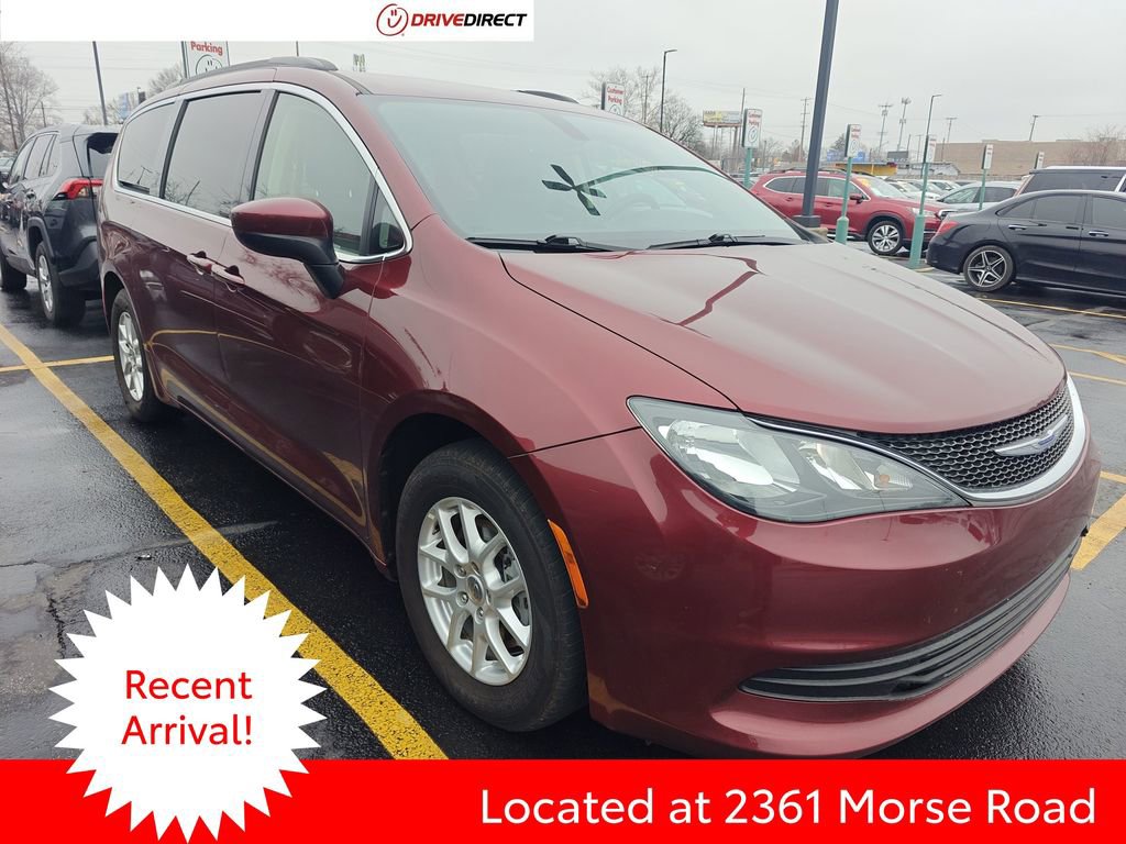 Used 2020 Chrysler Voyager Lxi image 1