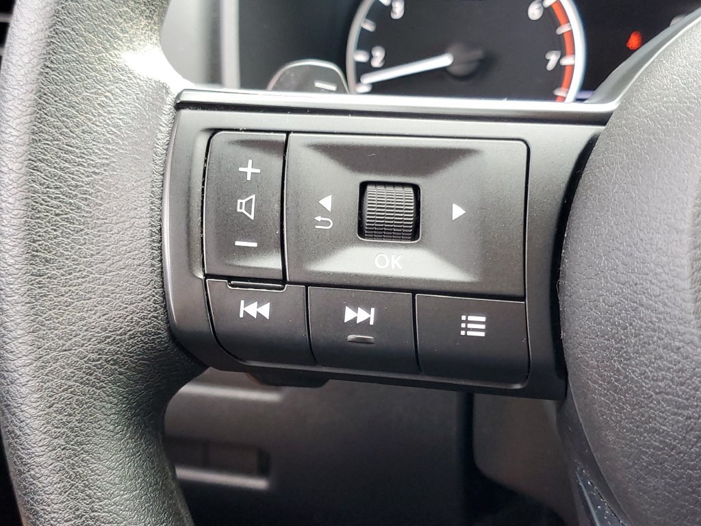 Certified 2024 Nissan Rogue S FWD image 19