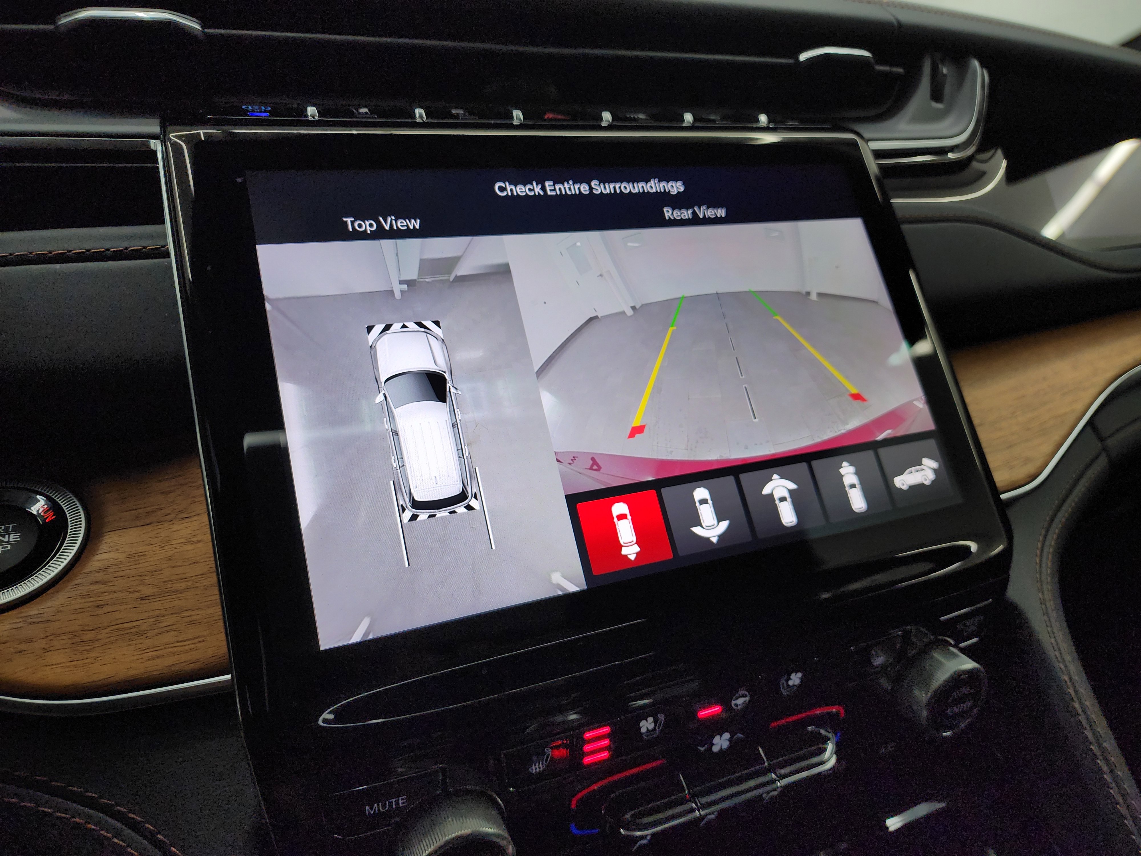 Used 2022 Jeep Grand Cherokee Summit image 18