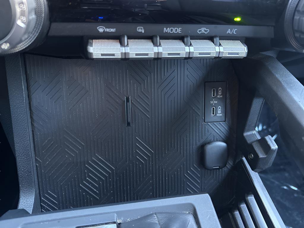 Used 2024 Toyota Tacoma SR5 image 41