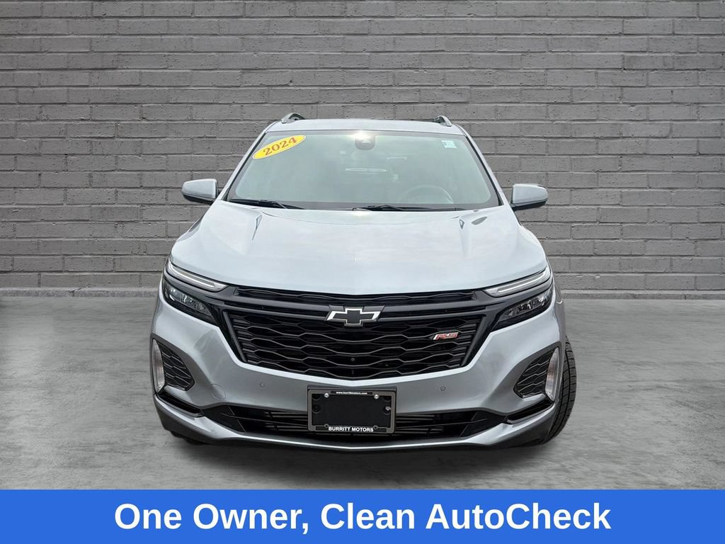Used 2024 Chevrolet Equinox RS w/ RS Leather Package AWD/4WD image 2