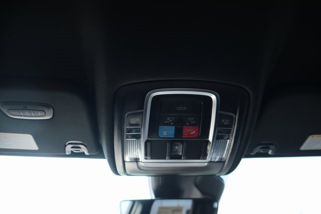 New 2026 RAM 1500 4x4 Crew Cab image 15