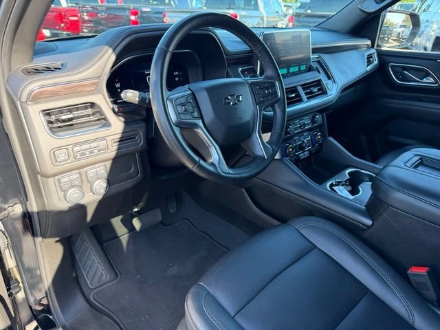 Used 2023 Chevrolet Suburban Z71 w/ Luxury Package AWD/4WD image 23