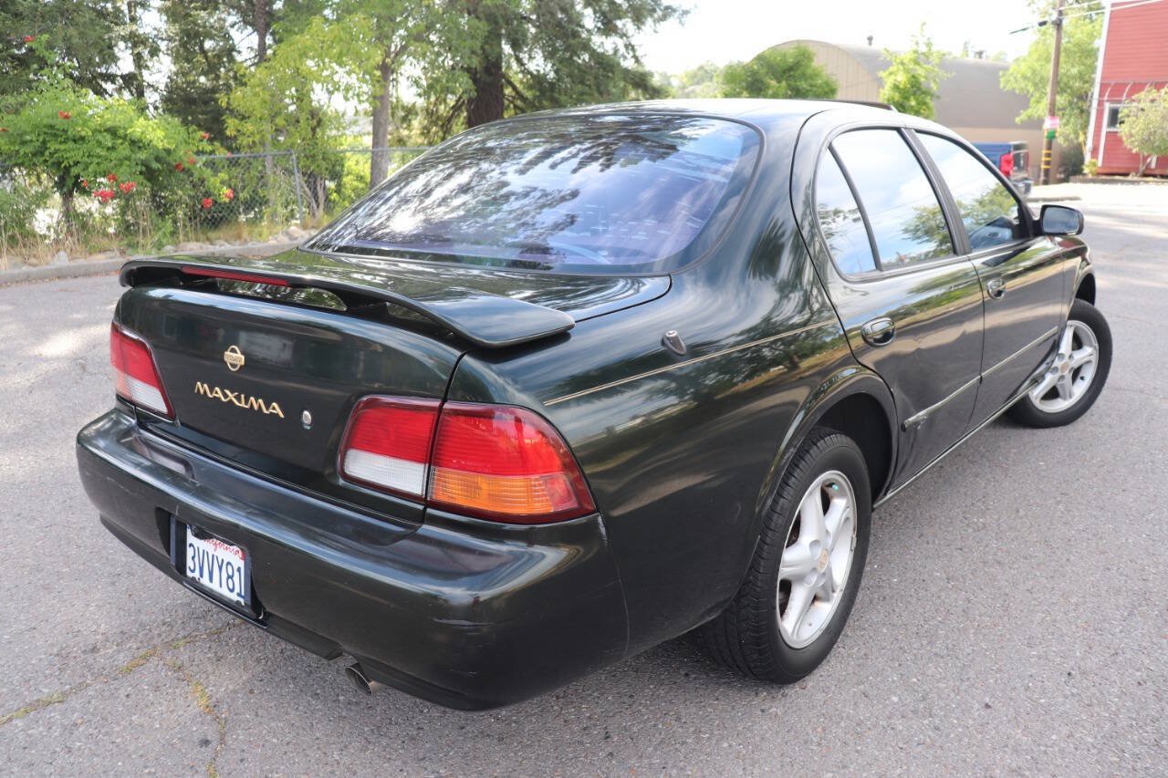 Used 1997 Nissan Maxima GXE FWD image 8