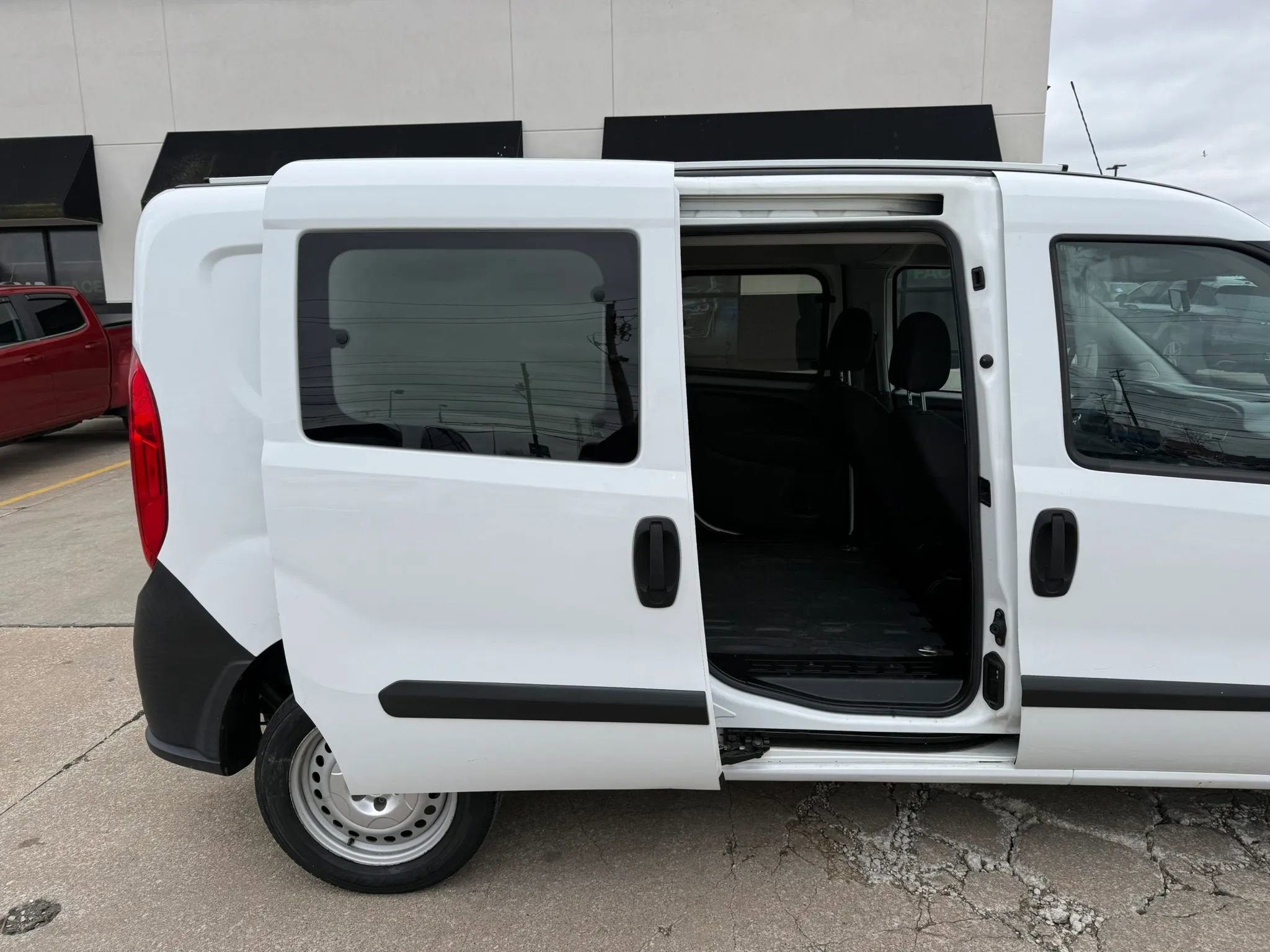 Used 2016 RAM ProMaster City Tradesman image 21