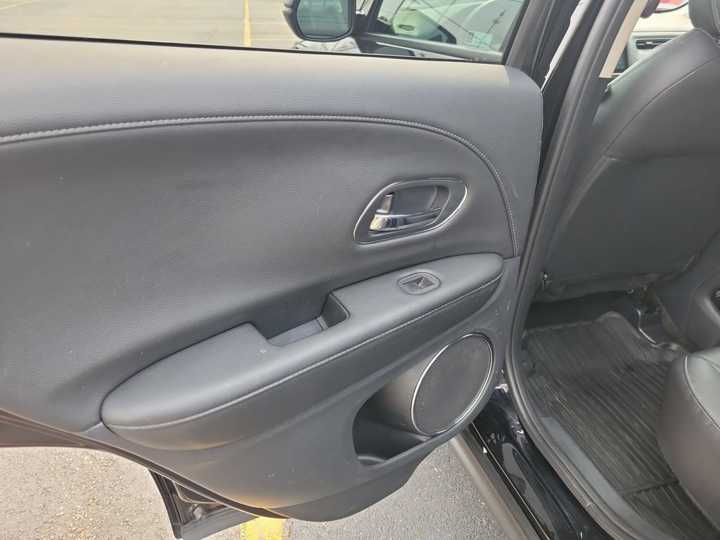 Used 2022 Honda HR-V EX-L image 17