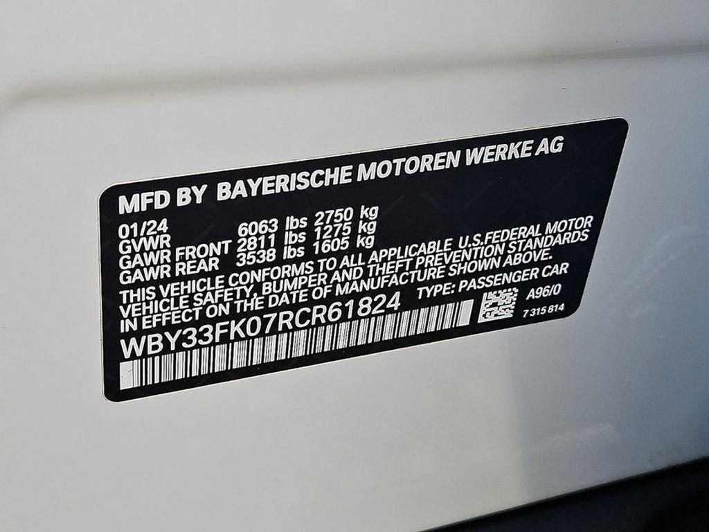 Used 2024 BMW i5 eDrive40i w/ Premium Package image 24