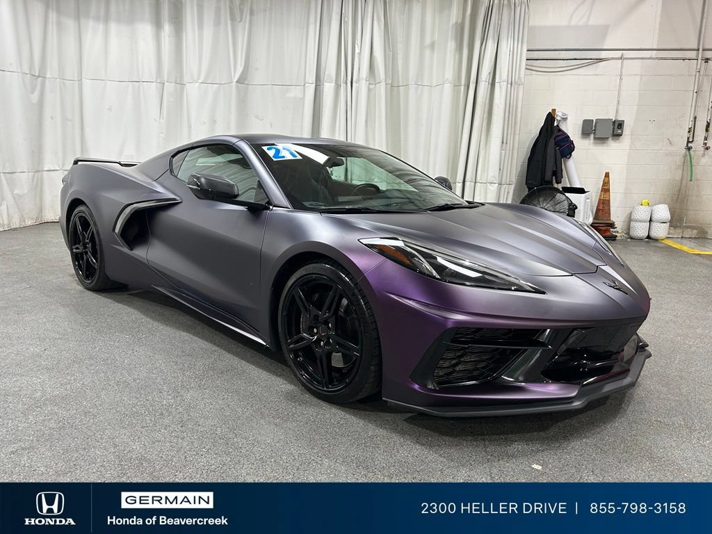 Used 2021 Chevrolet Corvette Stingray Coupe w/ Z51 Performance Package RWD image 2