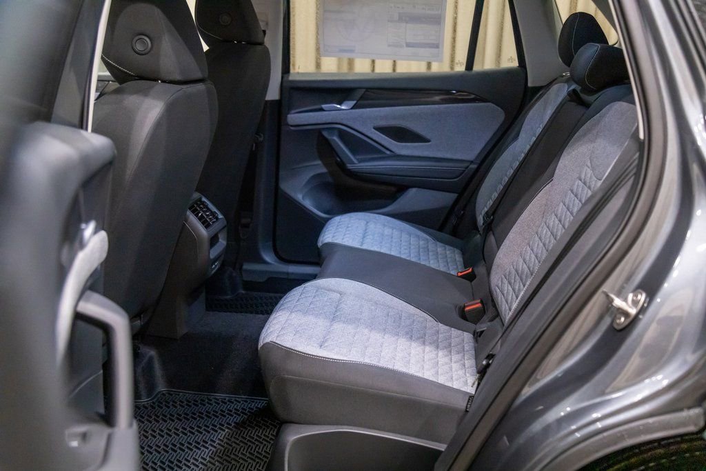 New 2026 Volkswagen Tiguan S AWD/4WD image 11